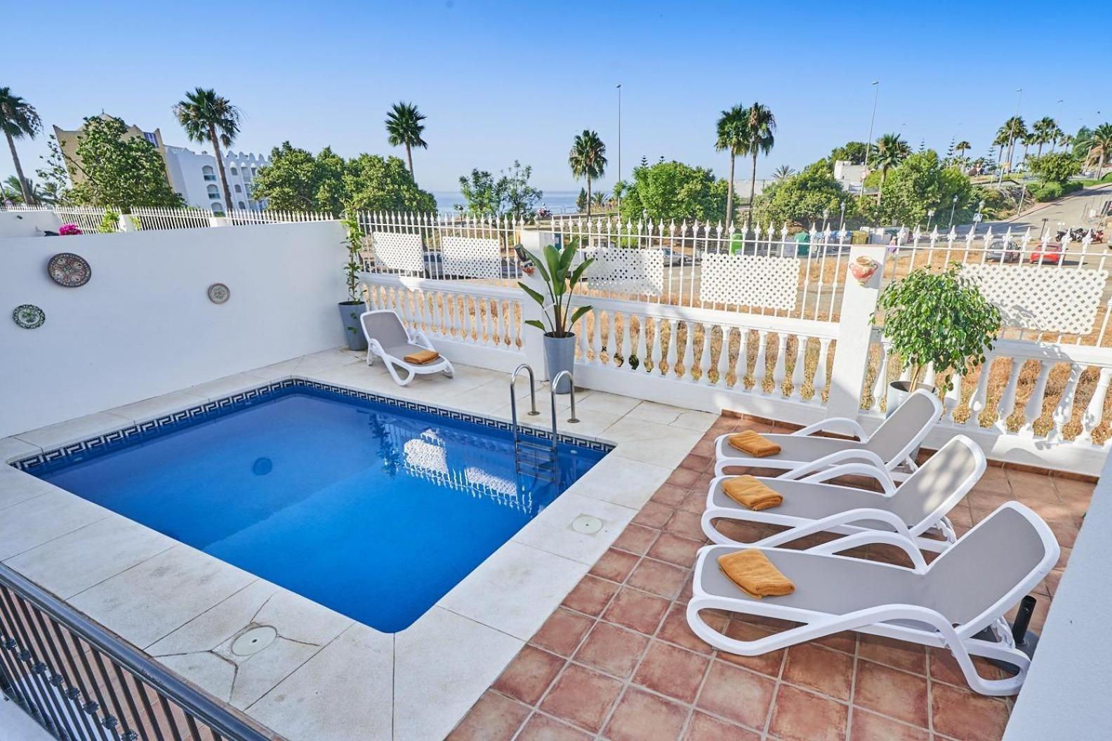 Villa Pura - Private Jacuzzi & Heated Pool Nerja Ngoại thất bức ảnh