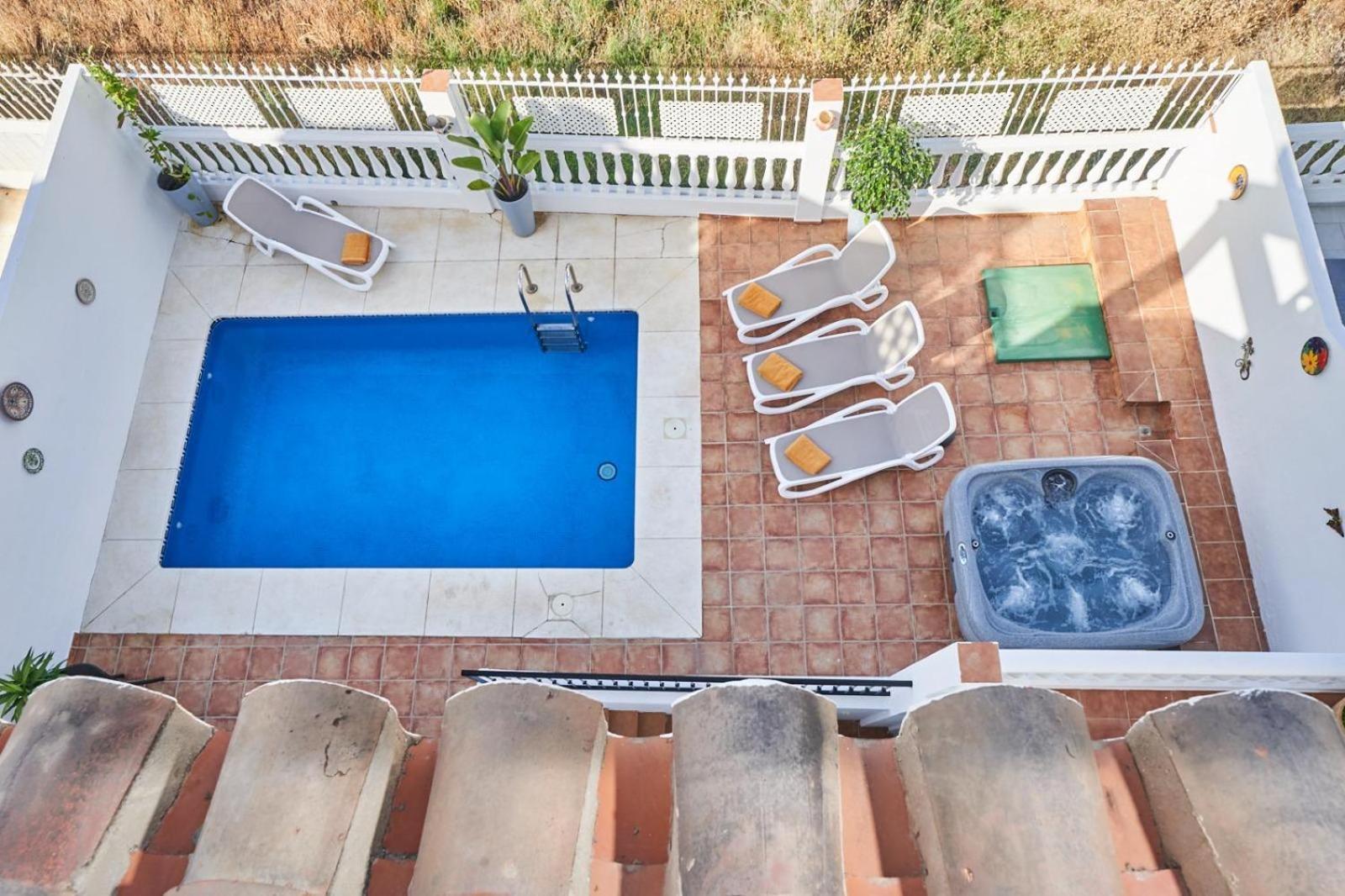 Villa Pura - Private Jacuzzi & Heated Pool Nerja Ngoại thất bức ảnh