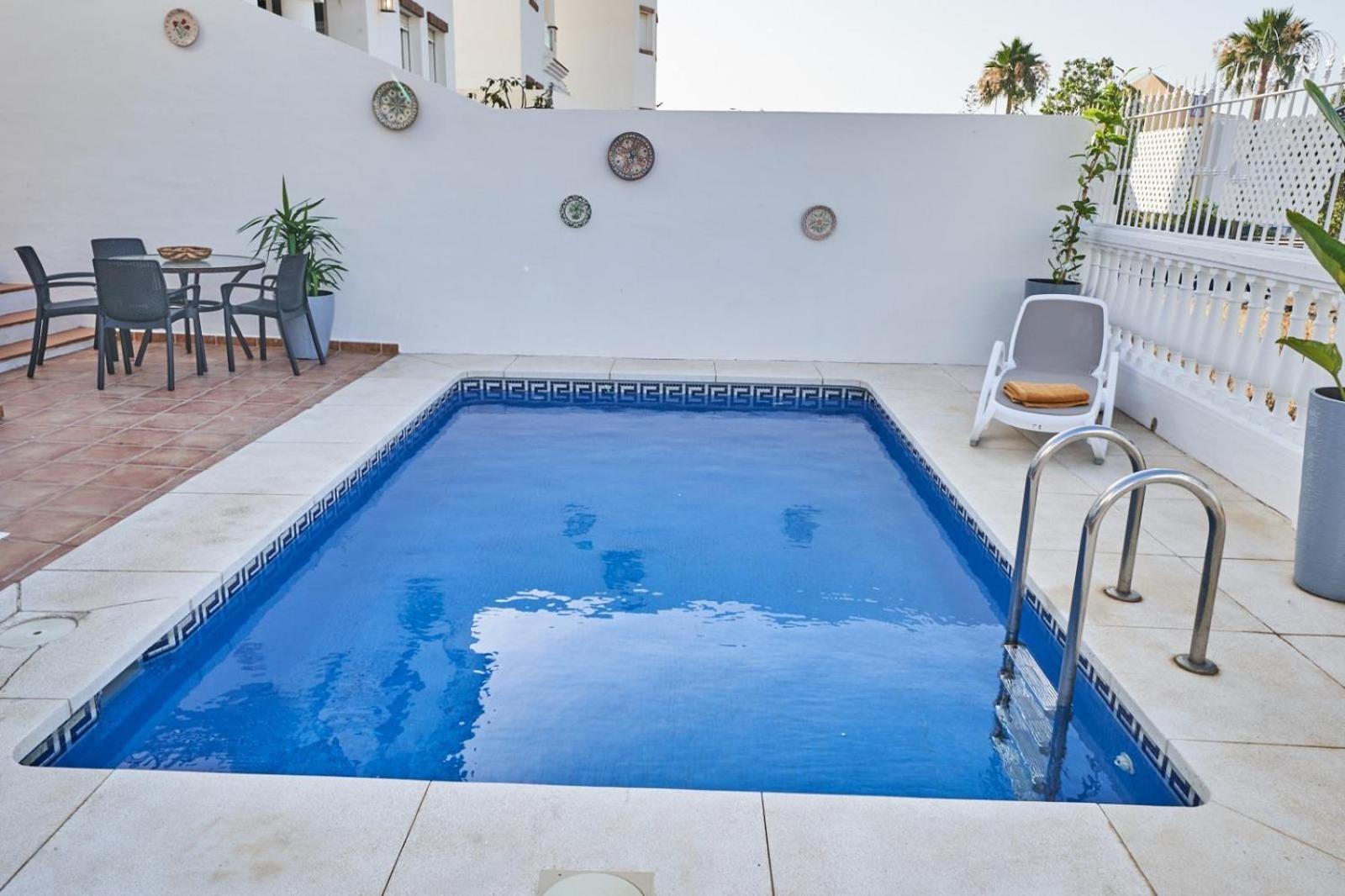 Villa Pura - Private Jacuzzi & Heated Pool Nerja Ngoại thất bức ảnh
